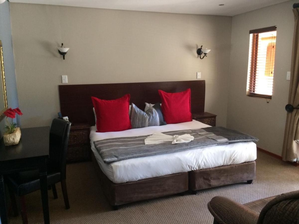 Monte Christo Country Lodge Bloemfontein Dış mekan fotoğraf